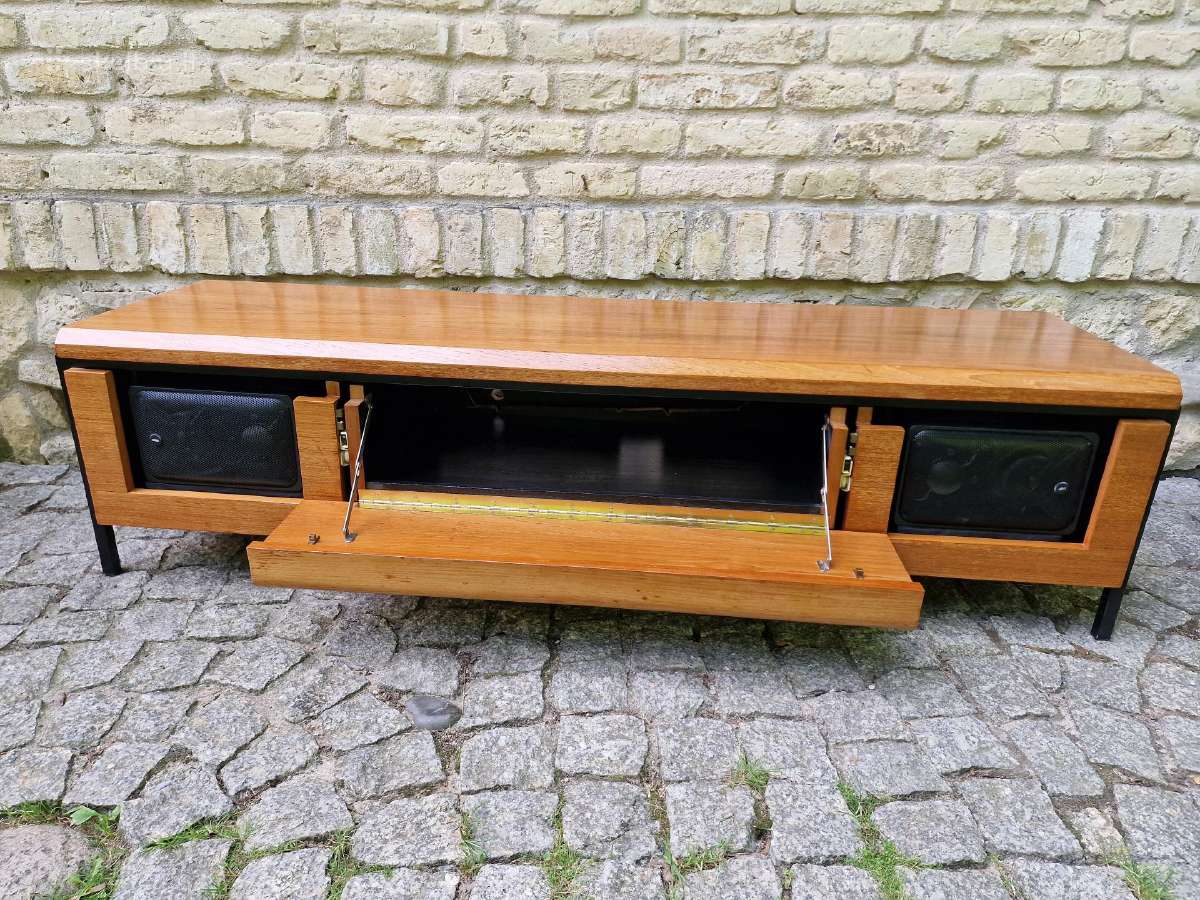 Vintažinė mid century Bauhaus st.audio konsolė - nuotraukos Nr. 29