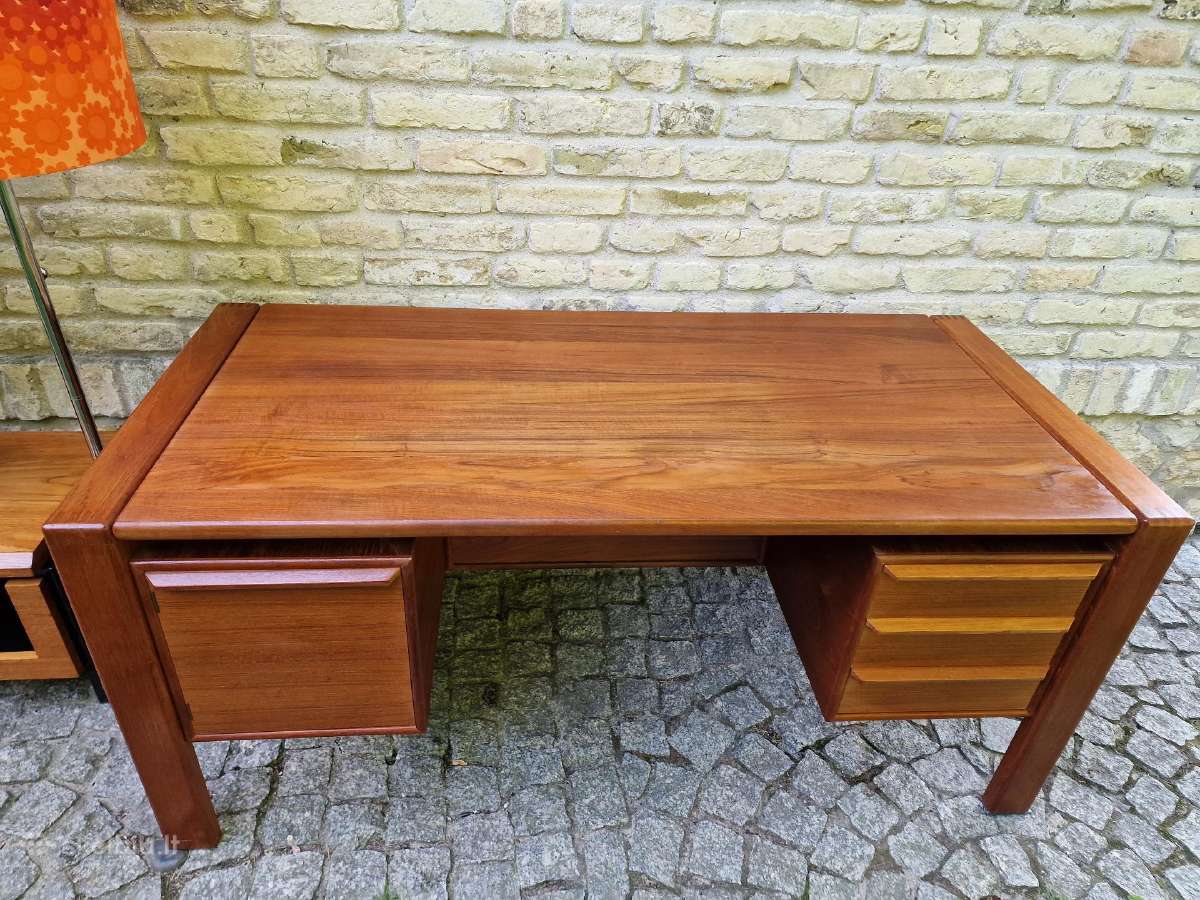 Vintažinis mid century tikmedžio rašomojo stalas - nuotraukos Nr. 3