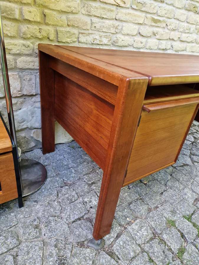 Vintažinis mid century tikmedžio rašomojo stalas - nuotraukos Nr. 10