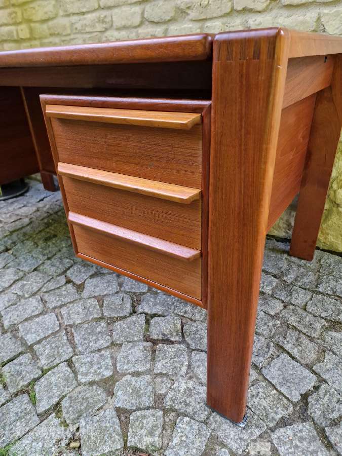 Vintažinis mid century tikmedžio rašomojo stalas - nuotraukos Nr. 18