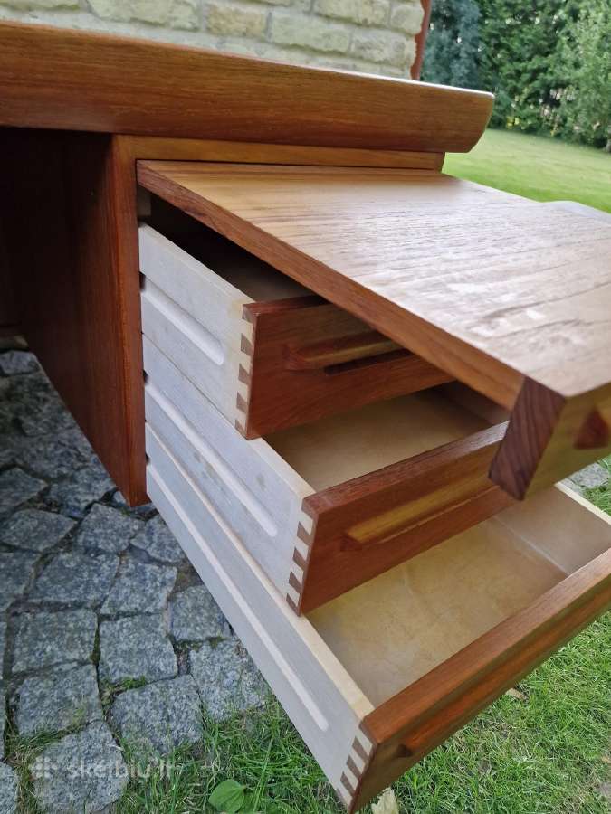 Vintažinis mid century tikmedžio rašomojo stalas - nuotraukos Nr. 11