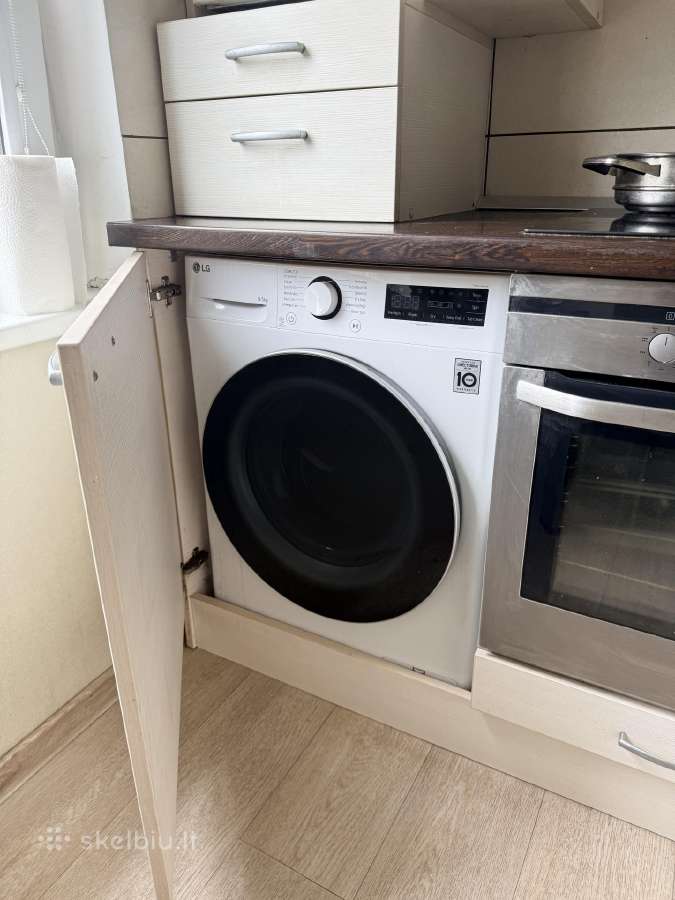 Virtuvės spintelės su kaitlente, gartraukiu - nuotraukos Nr. 16
