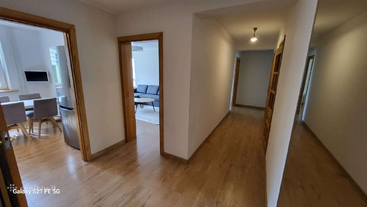 Didelis, erdvus ir labai šiltas butas - nuotraukos Nr. 4