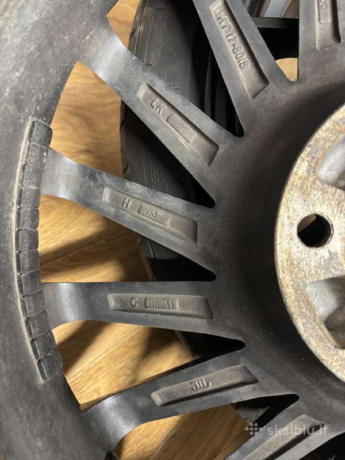 Ratai R18 225/40 - nuotraukos Nr. 8