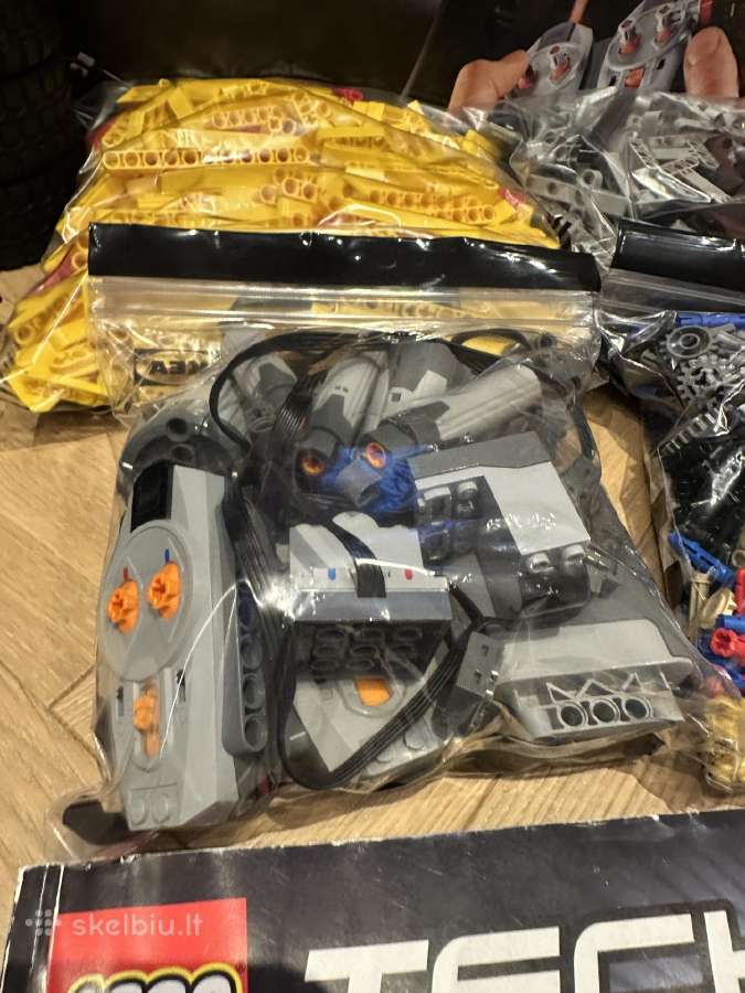 Lego Technic 42030 - nuotraukos Nr. 4