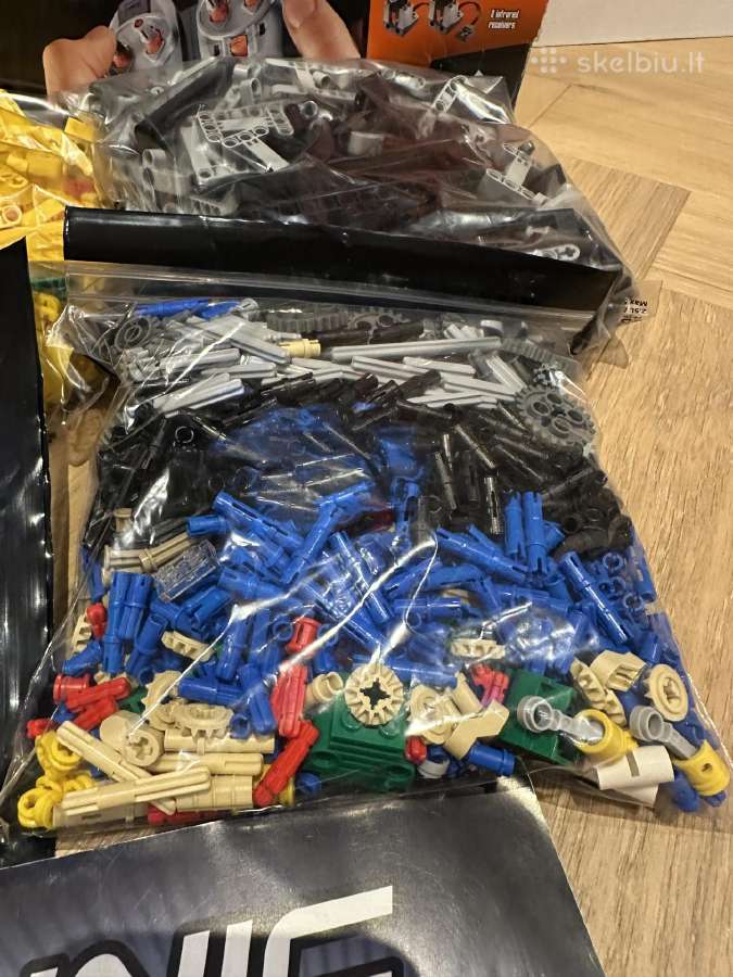 Lego Technic 42030 - nuotraukos Nr. 8