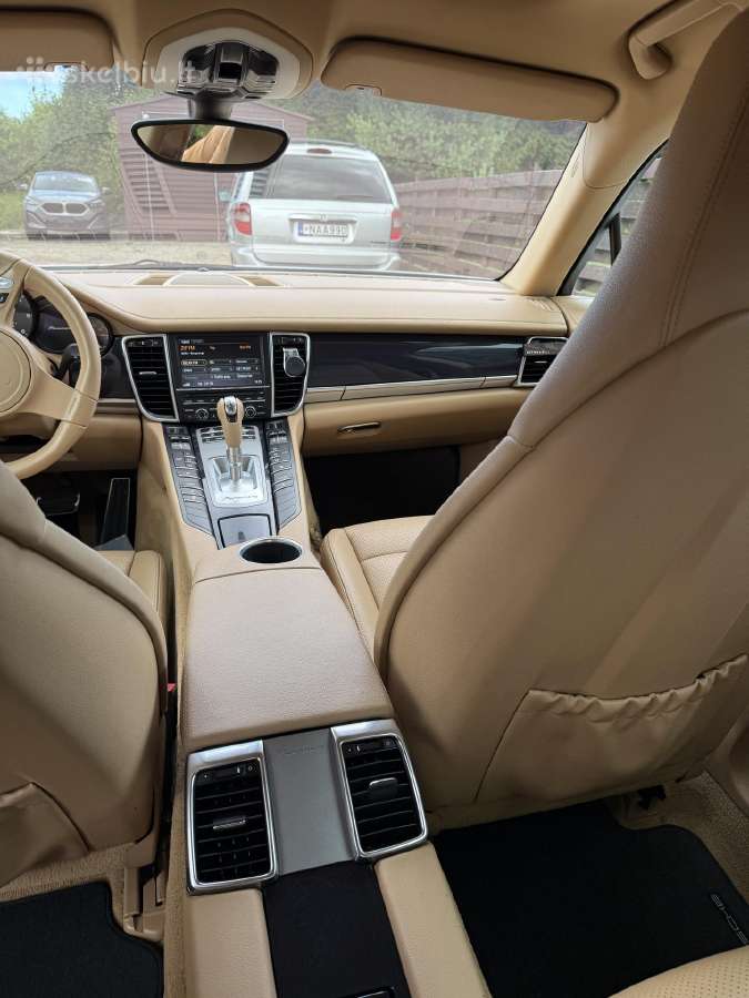 Parduodamas Porsche Panamera - nuotraukos Nr. 8