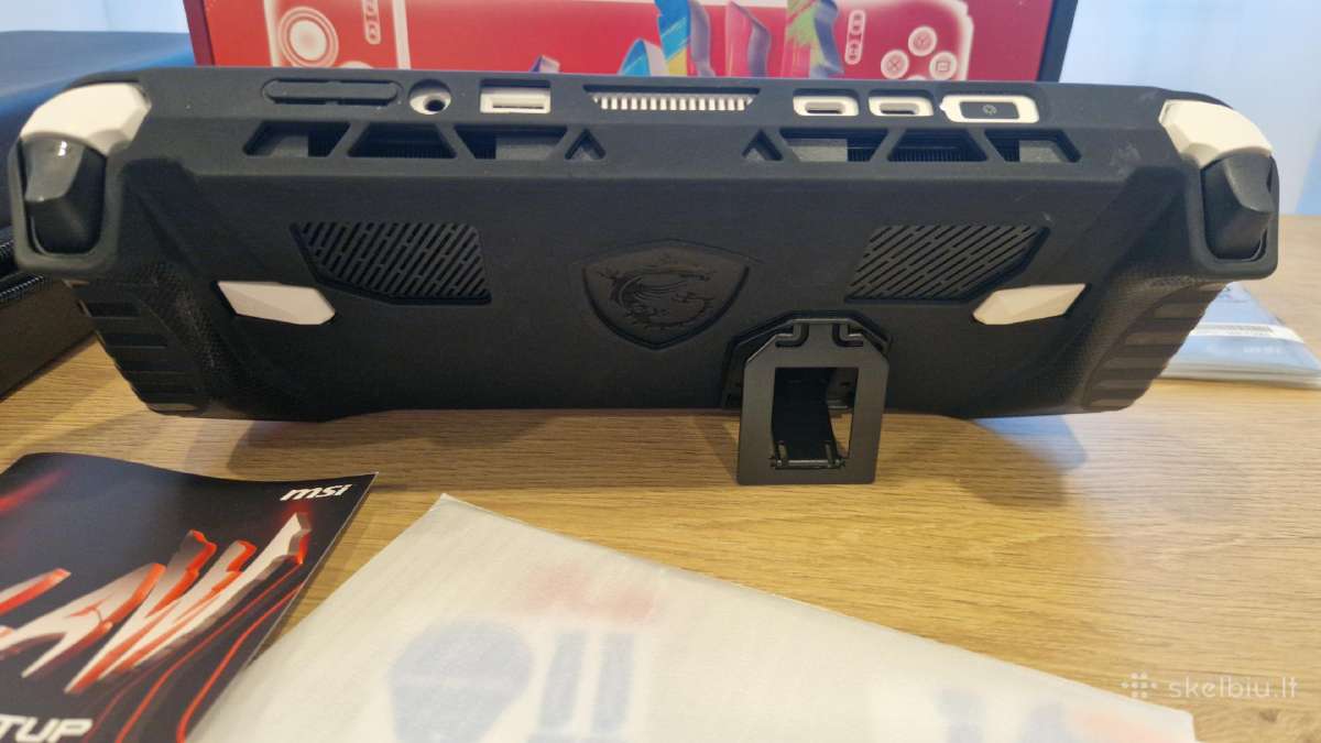 Msi Claw A8 (Amd Ryzen Z2 Extreme / Radeon 890m) - nuotraukos Nr. 15