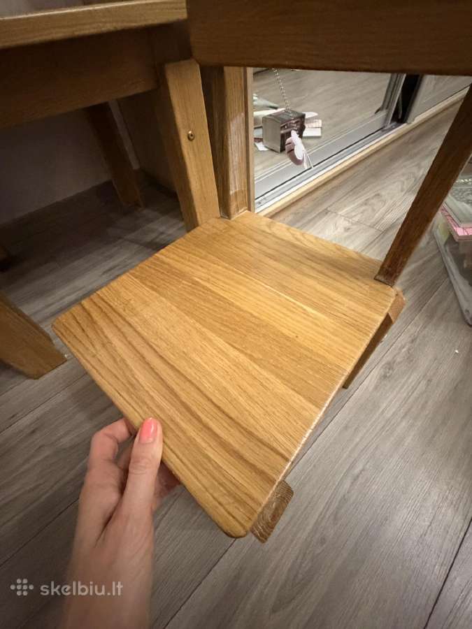 Ąžuolinis staliuko ir kėdžių komplektas. - nuotraukos Nr. 3