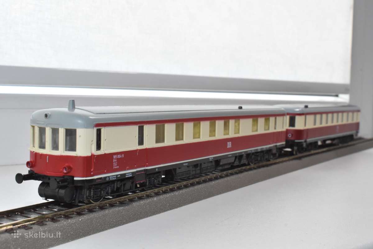 Piko dyzelinis keleivinis lokomotyvas Br 185, 195 - nuotraukos Nr. 2