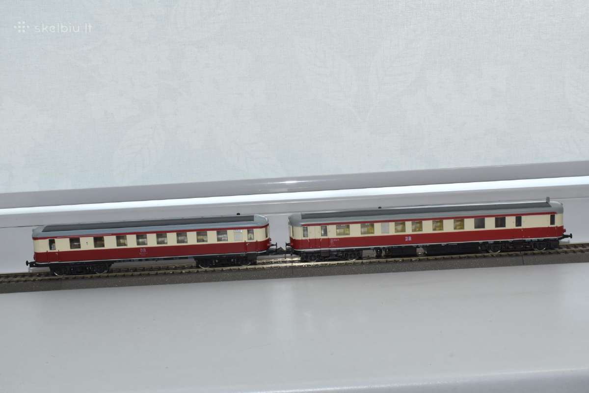 Piko dyzelinis keleivinis lokomotyvas Br 185, 195 - nuotraukos Nr. 4