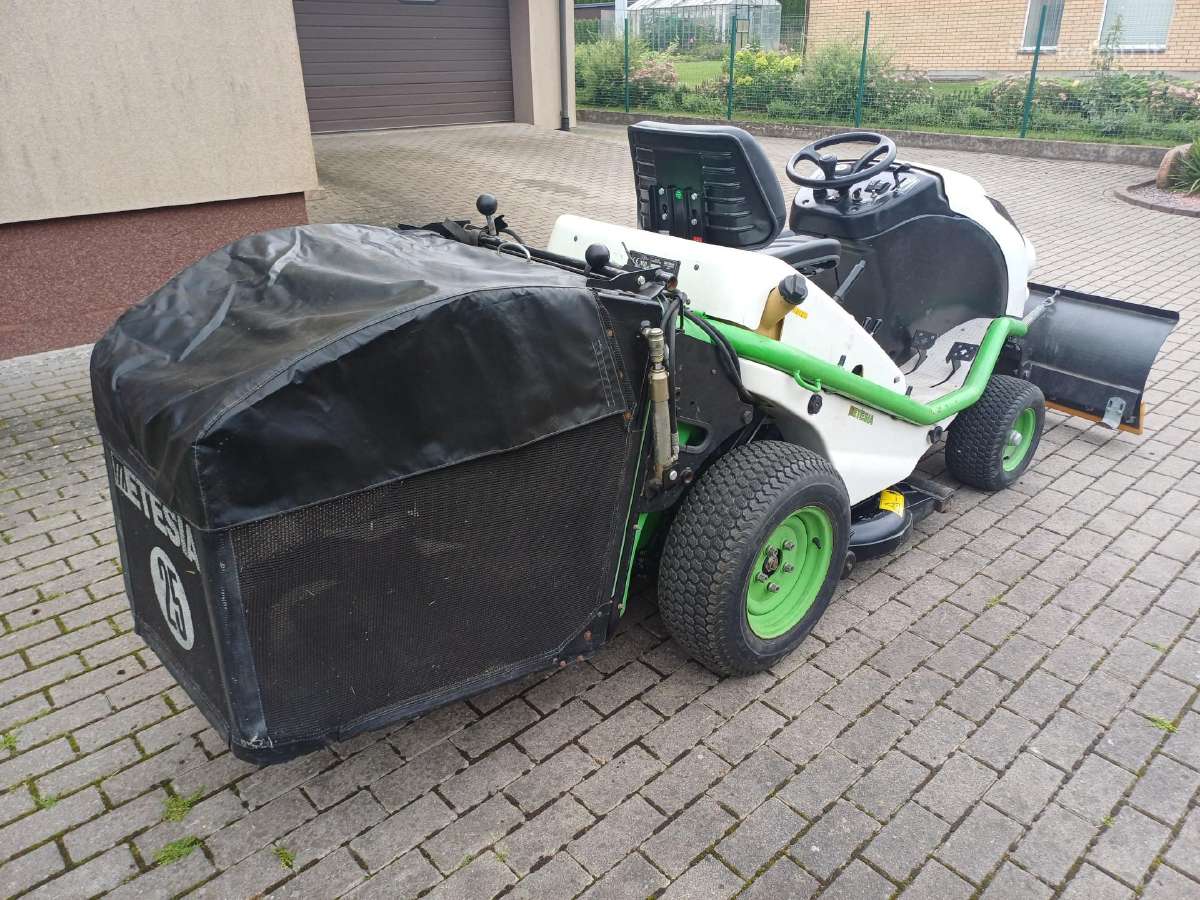 Etesia Hydro 100 Diesel vejos traktorius - nuotraukos Nr. 23