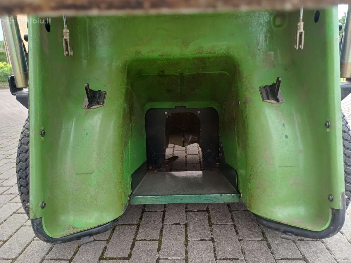 Etesia Hydro 100 Diesel vejos traktorius - nuotraukos Nr. 8