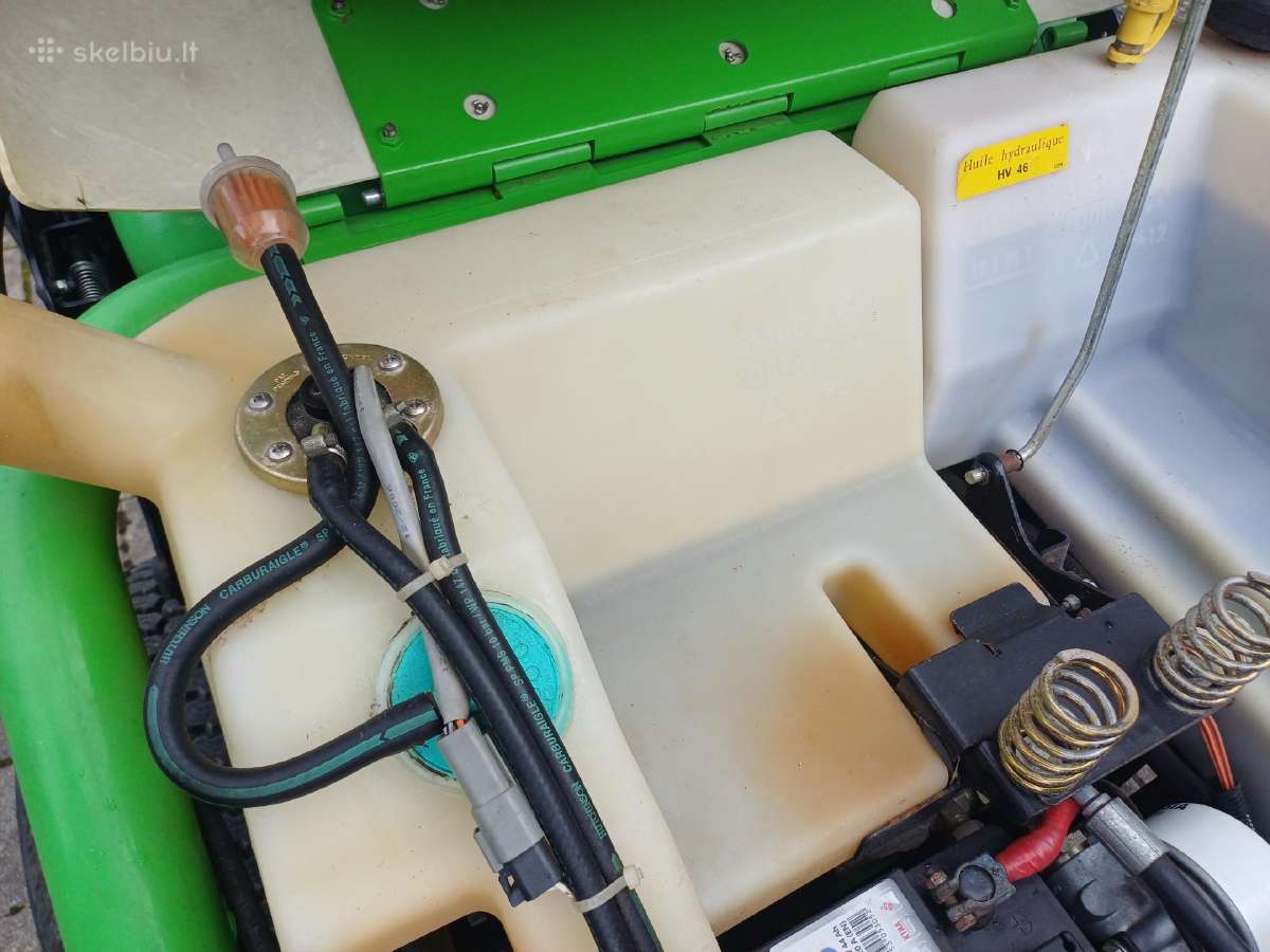 Etesia Hydro 100 Diesel vejos traktorius - nuotraukos Nr. 31