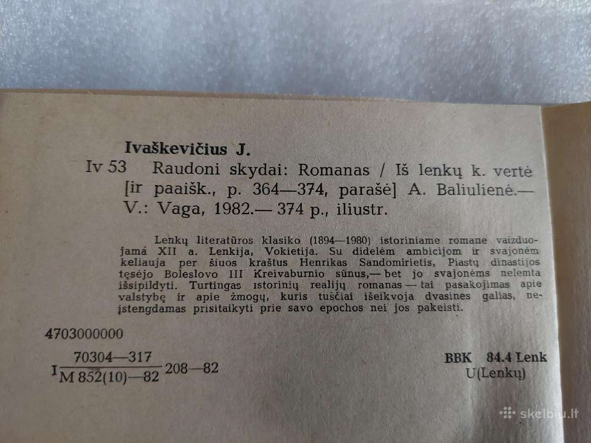 Raudoni skydai - nuotraukos Nr. 3