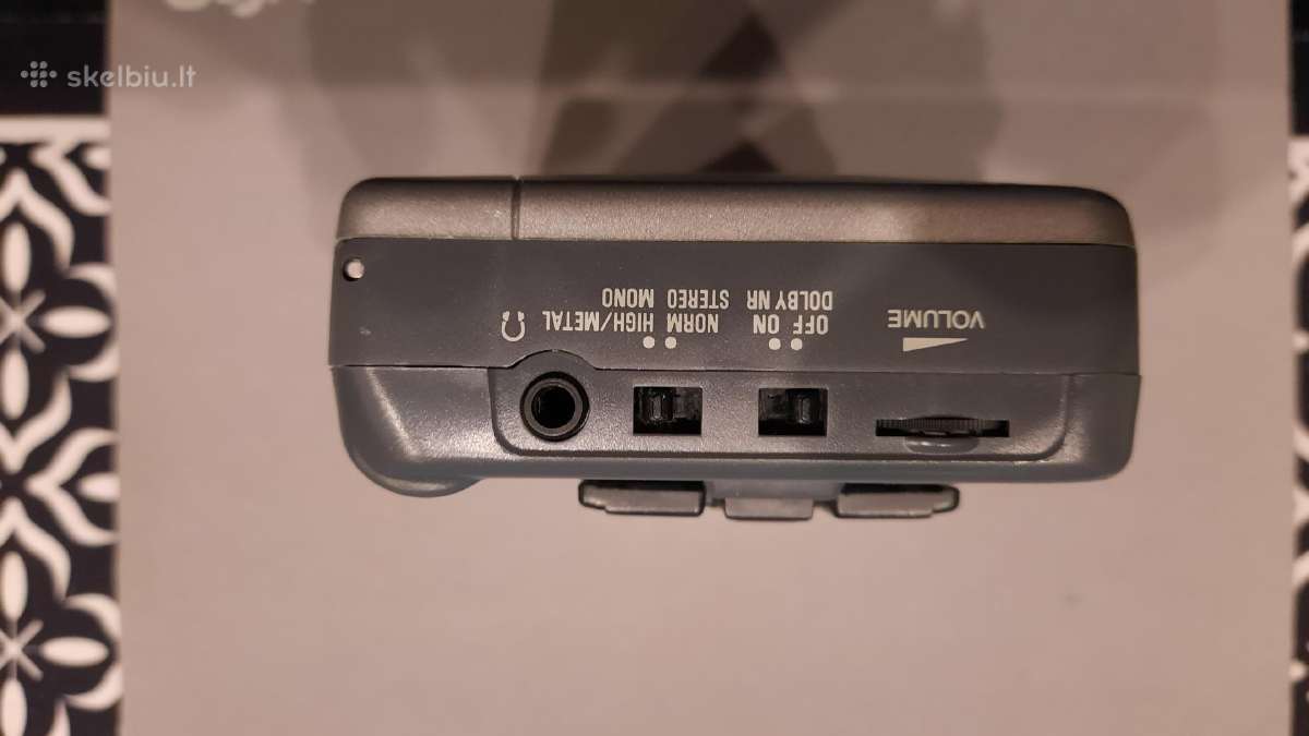 Kasetinis ausinukas Aiwa Tx676 - nuotraukos Nr. 2