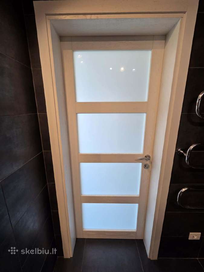 Medines baltos vidaus durys su stiklais - nuotraukos Nr. 6