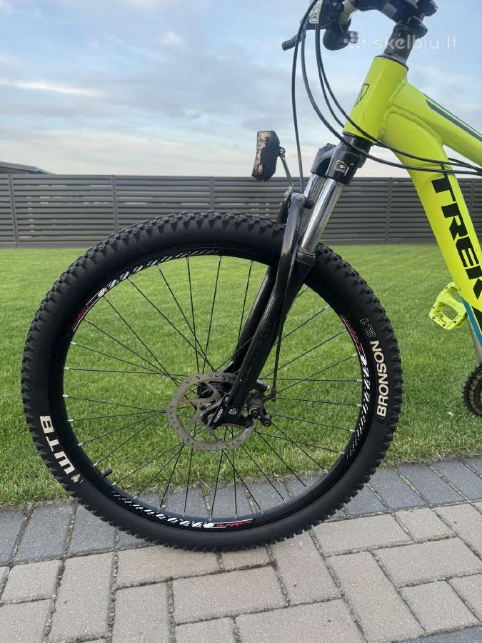 Trek dviratis - nuotraukos Nr. 2