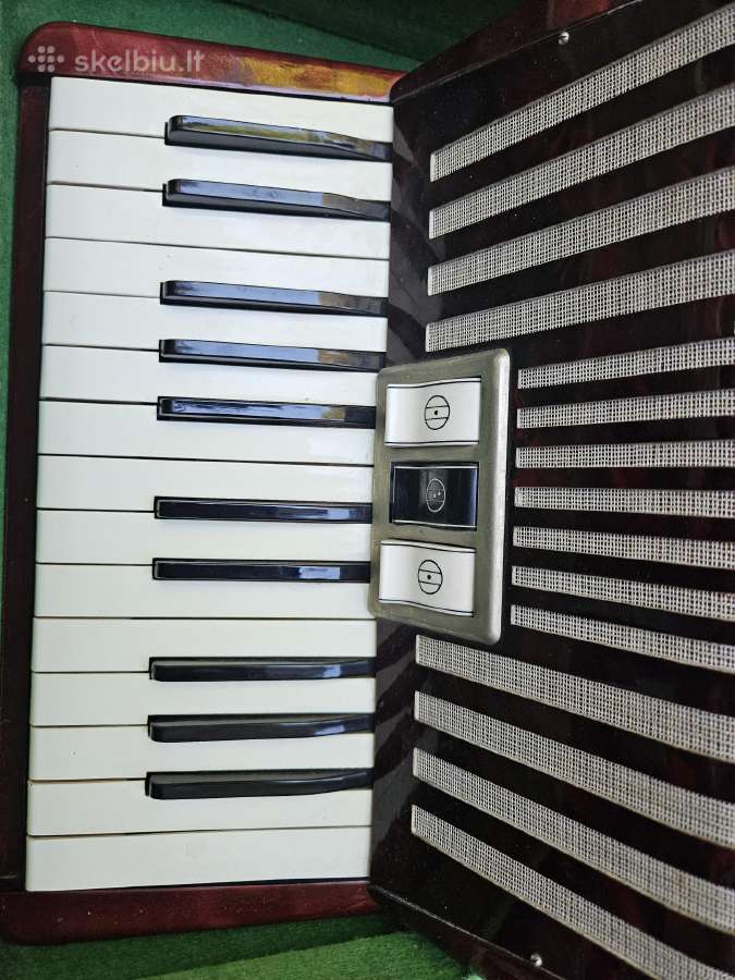 Hohner Student Iv M akordeonas - nuotraukos Nr. 2