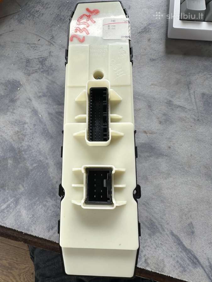 Kia Sorento durų valdymo blokas Oem 93570-c5310 - nuotraukos Nr. 3
