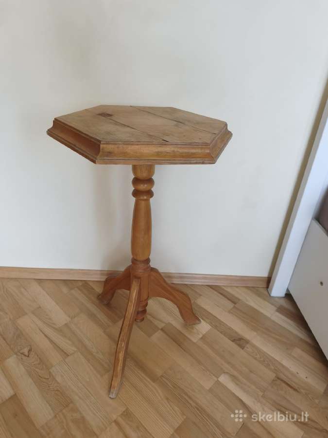 Elegantiškas medinis staliukas / gėlių stovas - nuotraukos Nr. 3