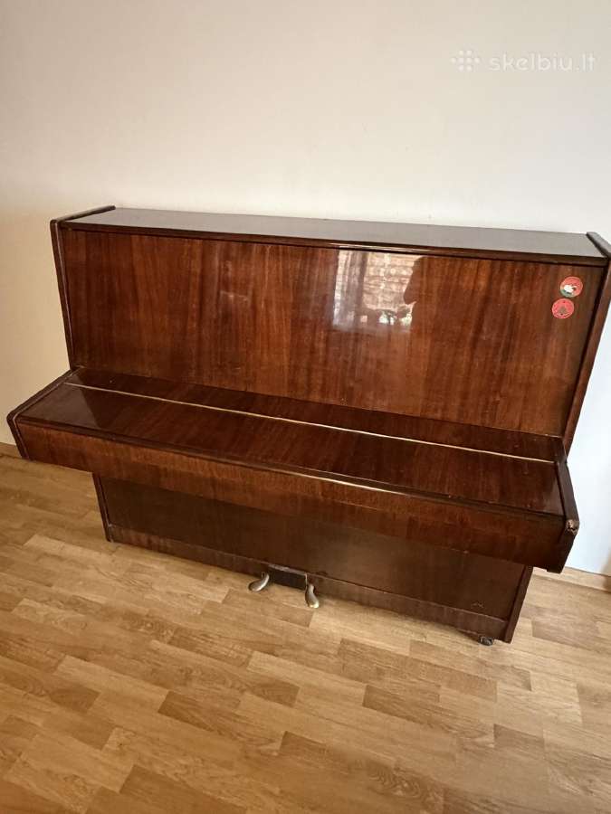 Dovanojamas pianinas Noktuino - nuotraukos Nr. 2