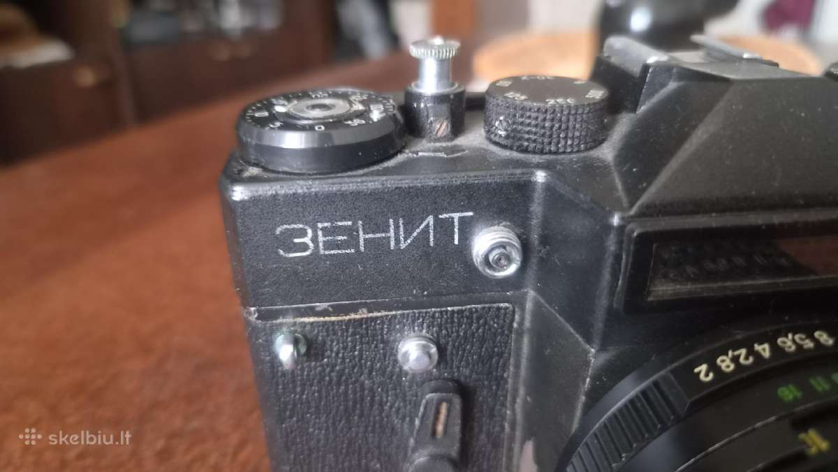 Tarybiniu laiku fotoaparatas Zenit(зенит) - nuotraukos Nr. 4