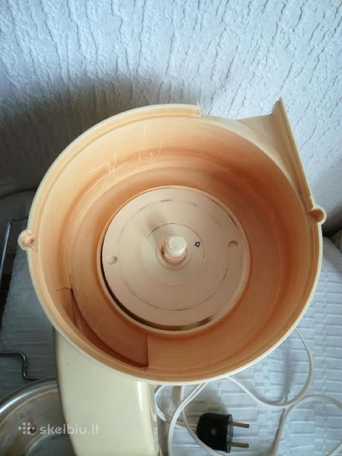 Daug metų turinti,gerai veikianti sulčiaspaudė - nuotraukos Nr. 13