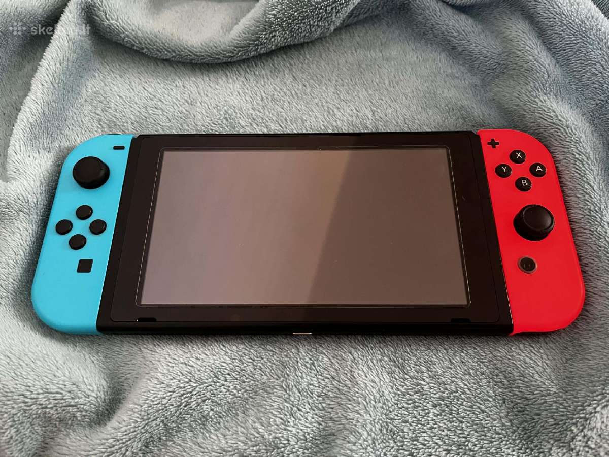 Nintendo Switch su priedais, žaidimais - nuotraukos Nr. 2
