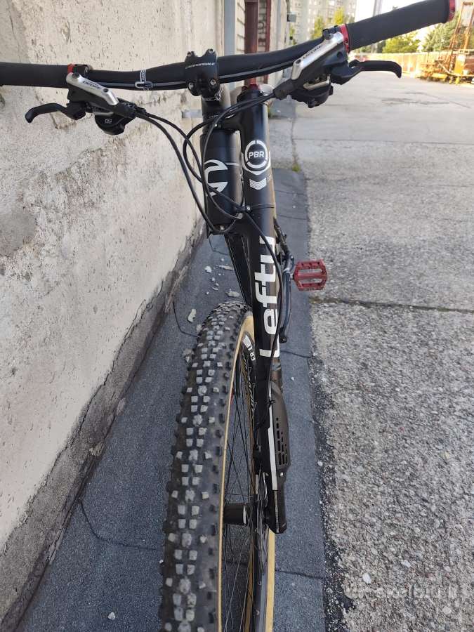Karboninis dviratis cannondale - nuotraukos Nr. 2