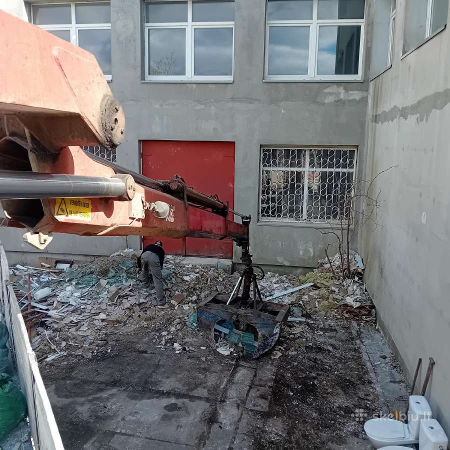 Keturašio savivarčio su kranu ir greiferiniu kaušu - nuotraukos Nr. 10