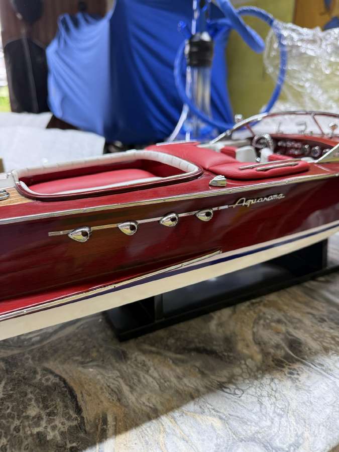 Riva Aquarama 68 cm valties modelis - nuotraukos Nr. 9