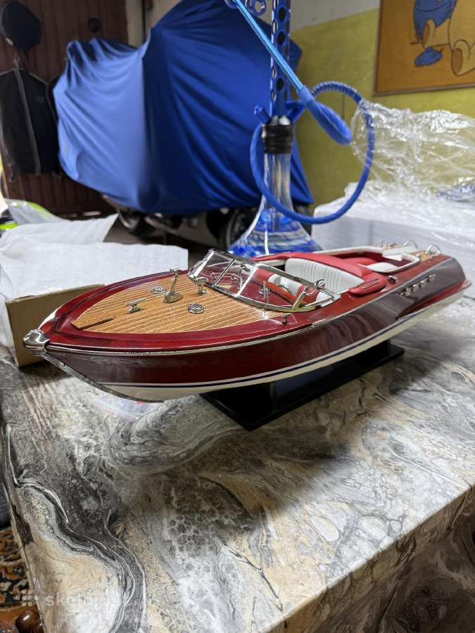 Riva Aquarama 68 cm valties modelis - nuotraukos Nr. 13