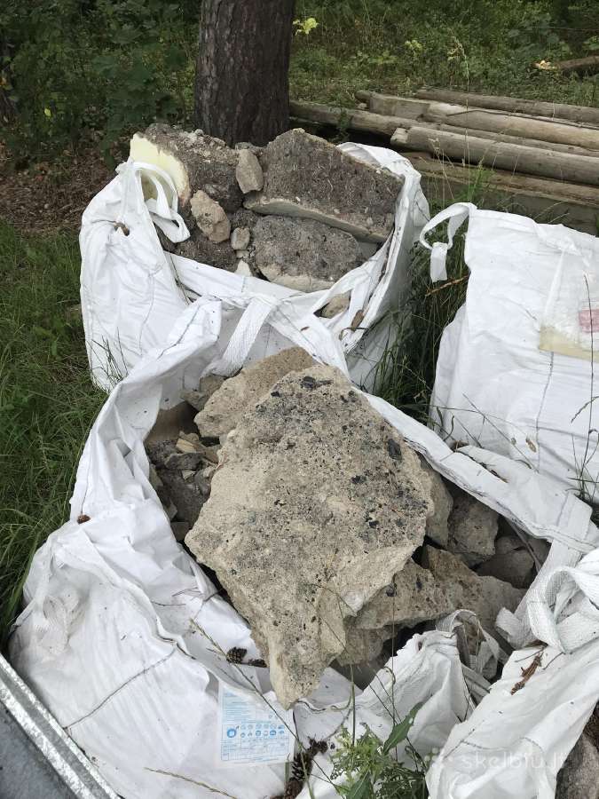 Atiduodu Betono lauža(gruza). Jurbarko raj. - nuotraukos Nr. 2