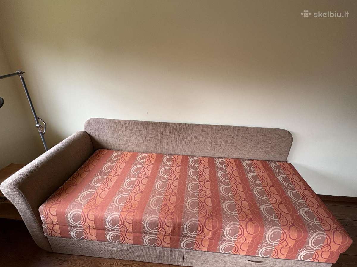 Magrės sofa-lova + kokybiškas rašomasis stalas - nuotraukos Nr. 4
