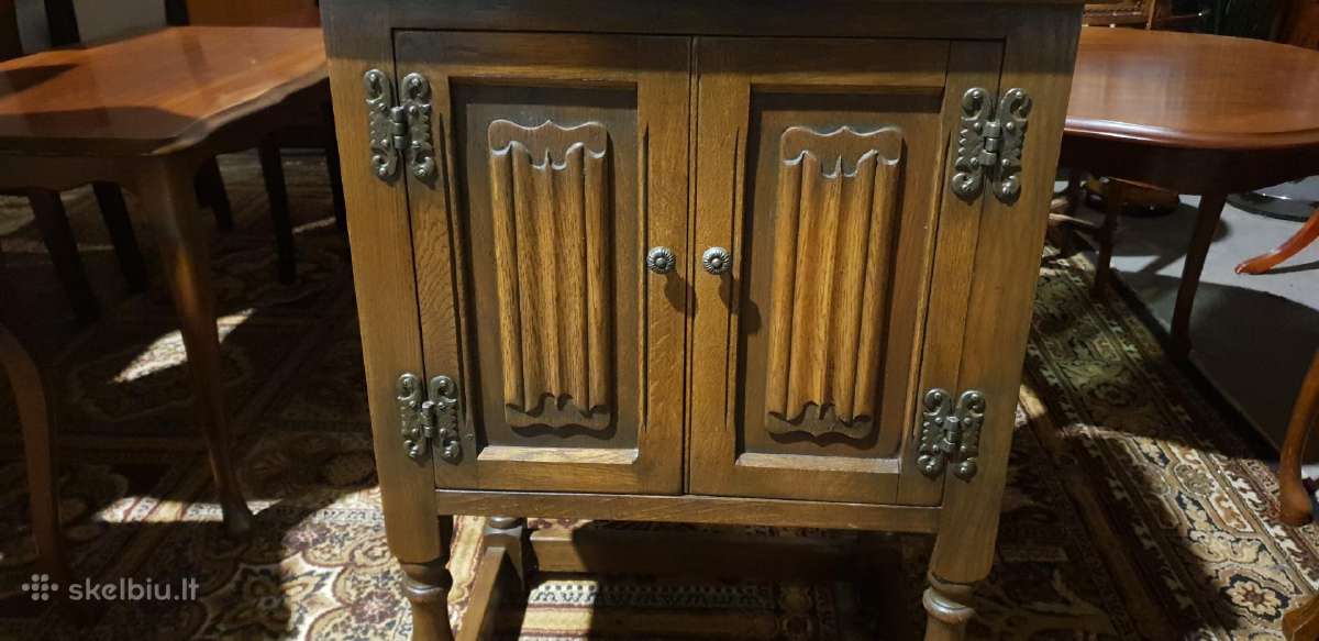 "Old Charm" antikvarinė ąžuolinė komodėlė - nuotraukos Nr. 5