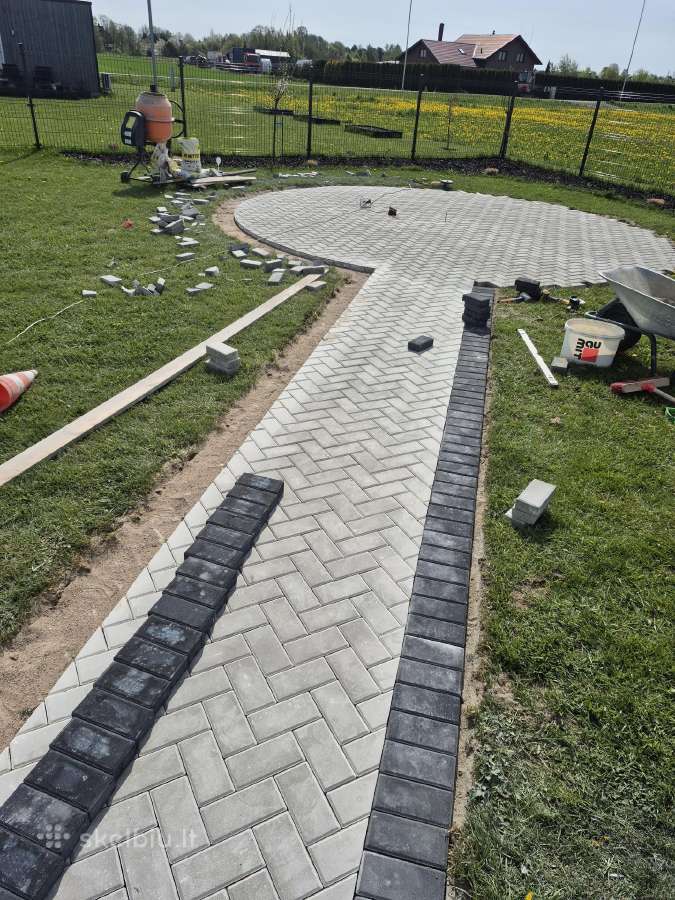 Trinkeliu klojimas ir gerbūvio darbai bobcat39 - nuotraukos Nr. 26