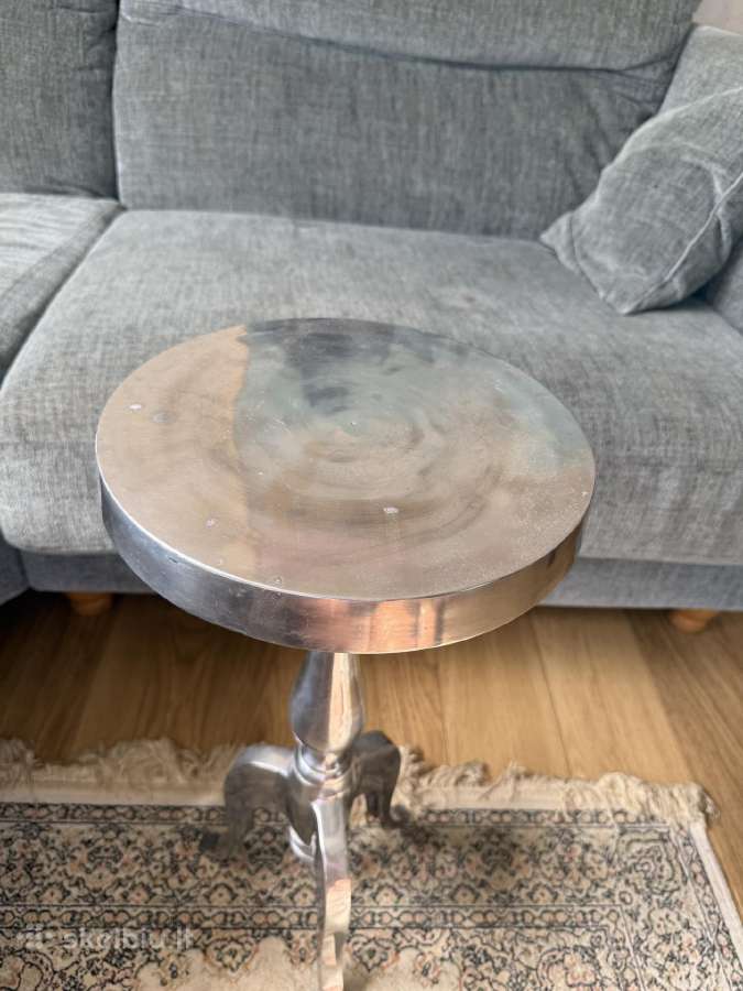 Elegantiškas metalinis šoninis / kavos staliukas - nuotraukos Nr. 6