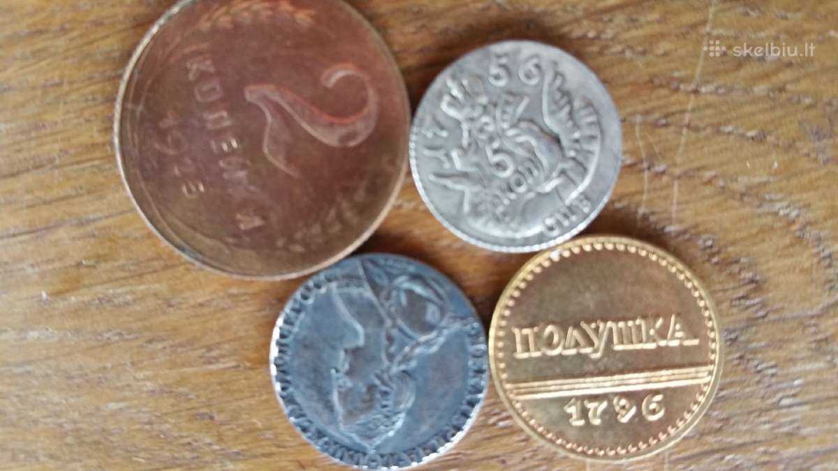 Rusiškos monetų kopijos po 5 eurus.