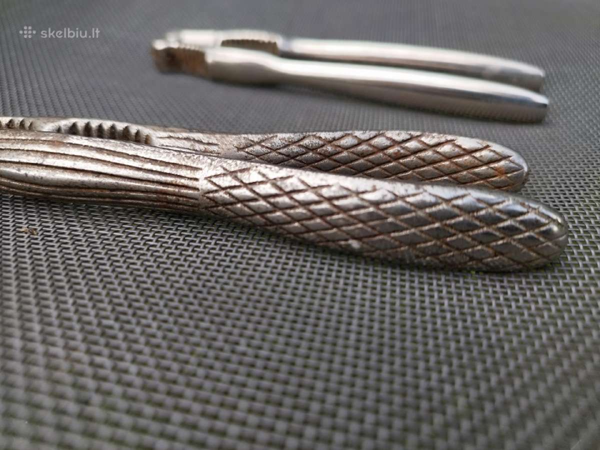 Riešutų gliaudyklės senovinės metalinės du vnt. - nuotraukos Nr. 3