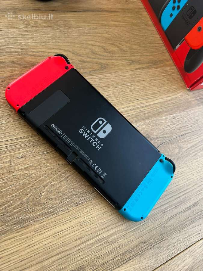Nintendo switch v2 + priedai - nuotraukos Nr. 15
