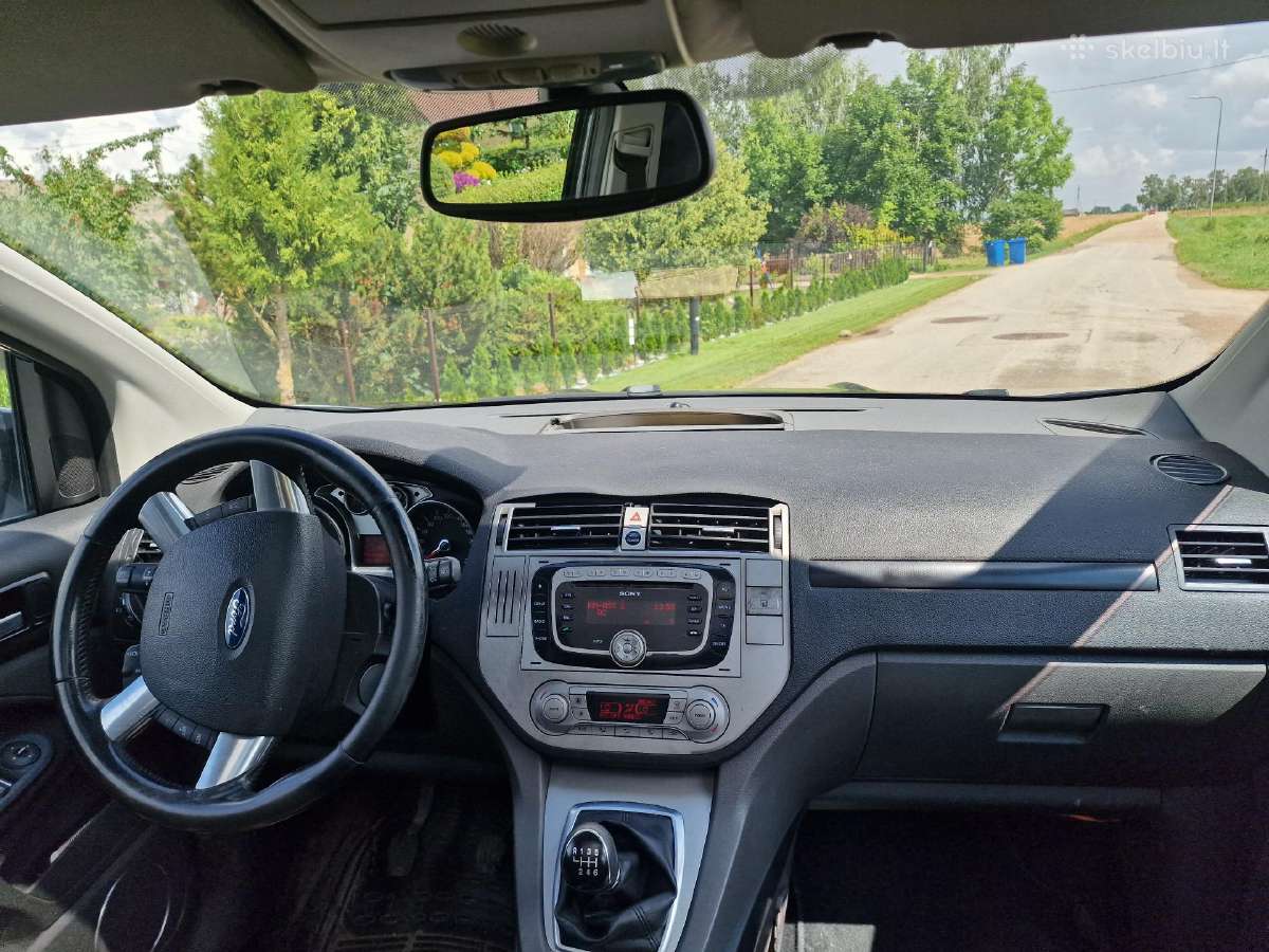Ford Kuga - nuotraukos Nr. 7