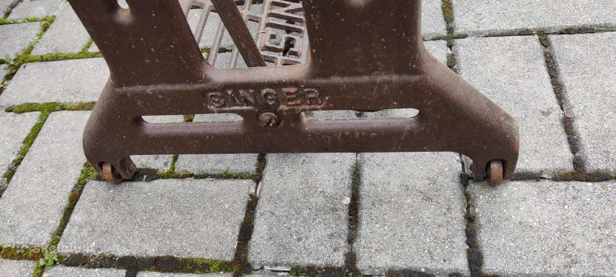 Metalinės siuvimo mašinos Singer stalo kojos - nuotraukos Nr. 3