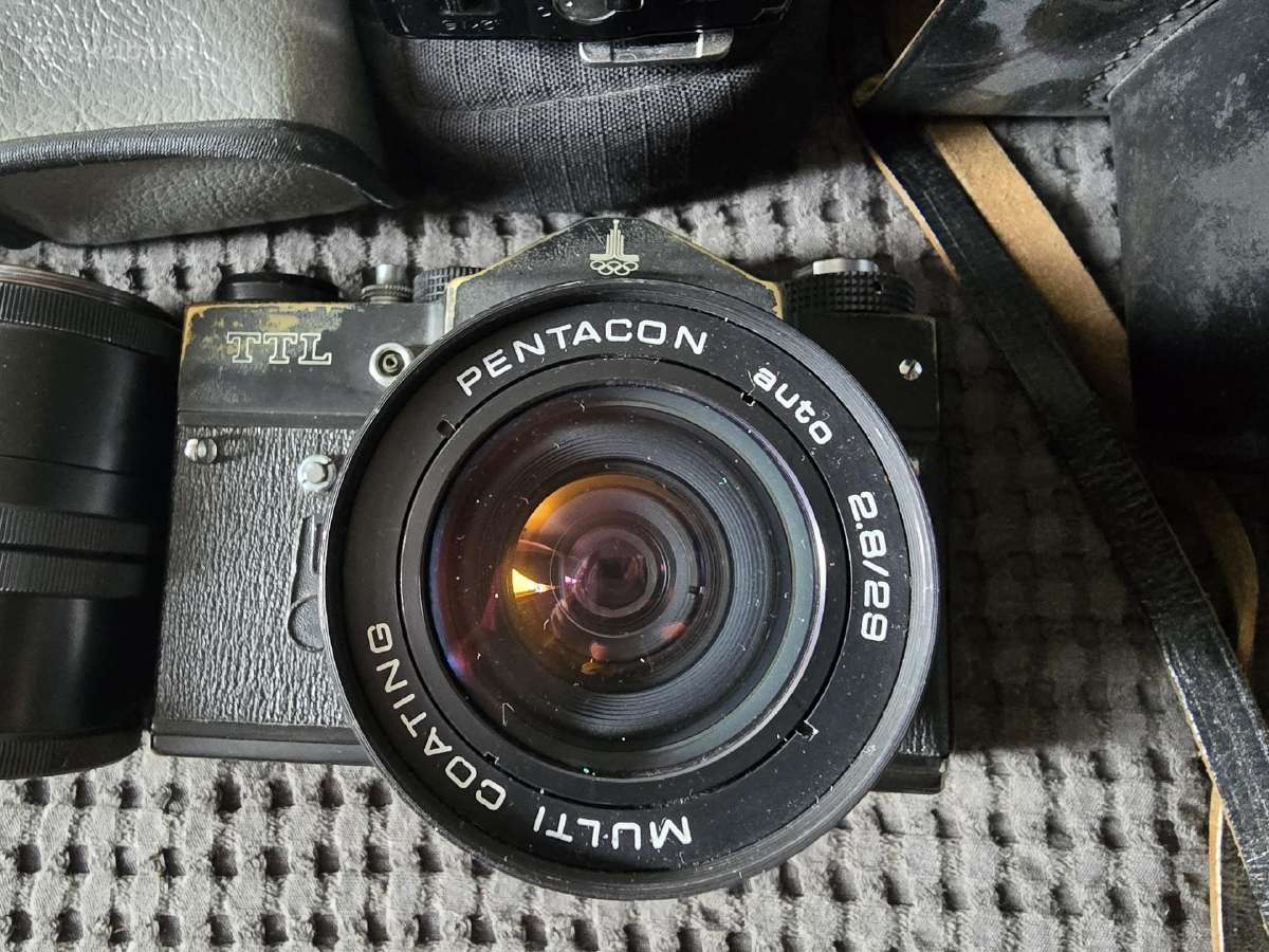Fotoįrangos rinkinys / lotas (Zenit Ttl su Pentaco - nuotraukos Nr. 2