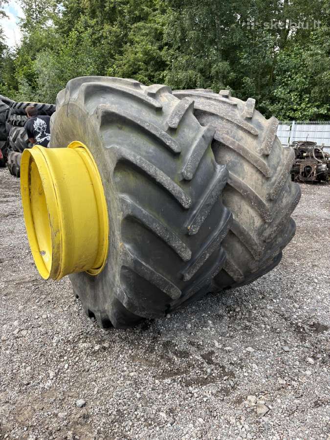 600/70r30 Michelin dubliai - nuotraukos Nr. 3