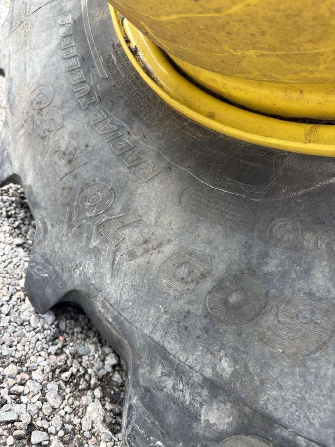600/70r30 Michelin dubliai - nuotraukos Nr. 5