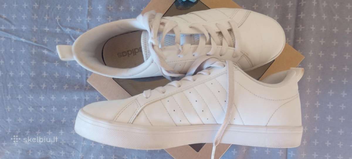 Adidas (Balti klasikiniai kedai) - nuotraukos Nr. 2