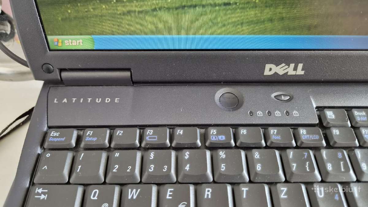 Dell Intel Pentium 4 Retro laptop - nuotraukos Nr. 9
