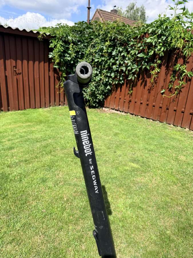 Parduodu elektrinį paspirtuką Segway Ninebot Es1 - nuotraukos Nr. 2