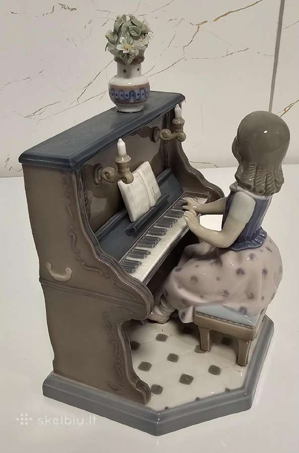 Porceliano statulėlė „Practice Makes Perfect“ - nuotraukos Nr. 2